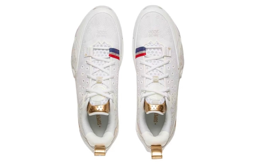 Li-Ning Wade All City 13"champion"