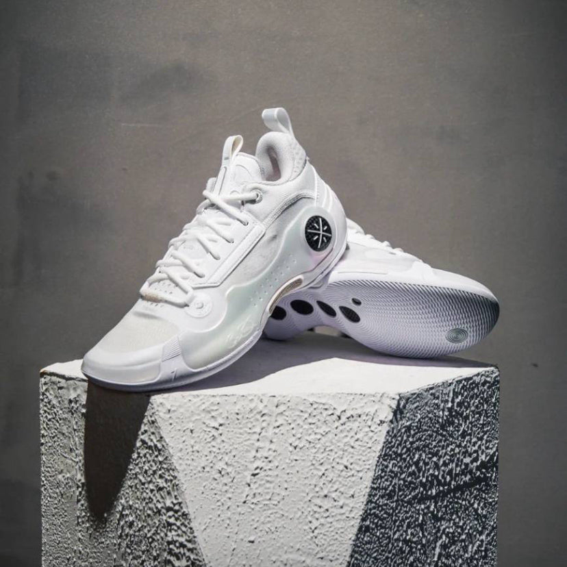 Li-Ning Way Of Wade 10"white hot"