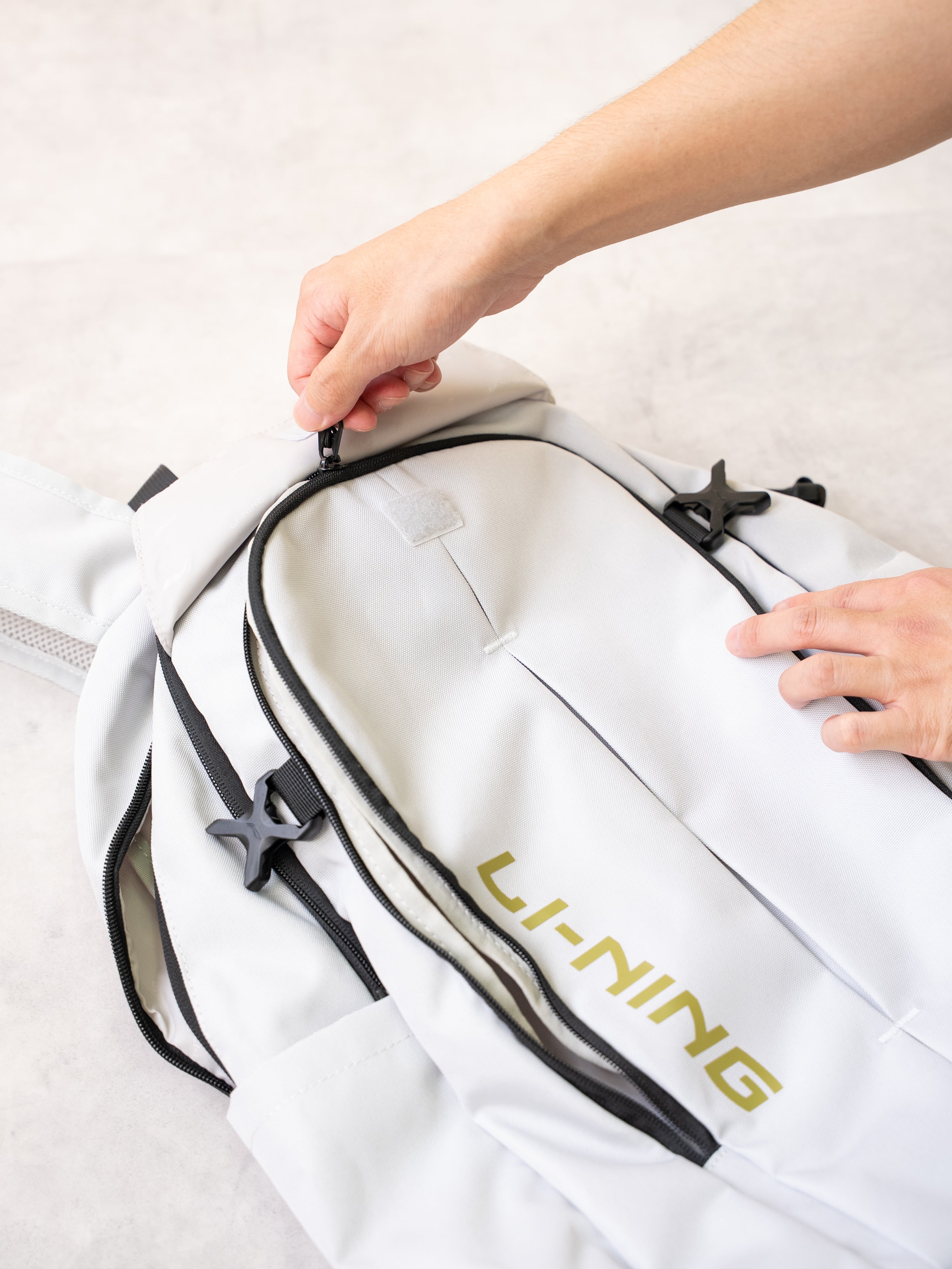 Li-ning Light Commuter Travel Backpack