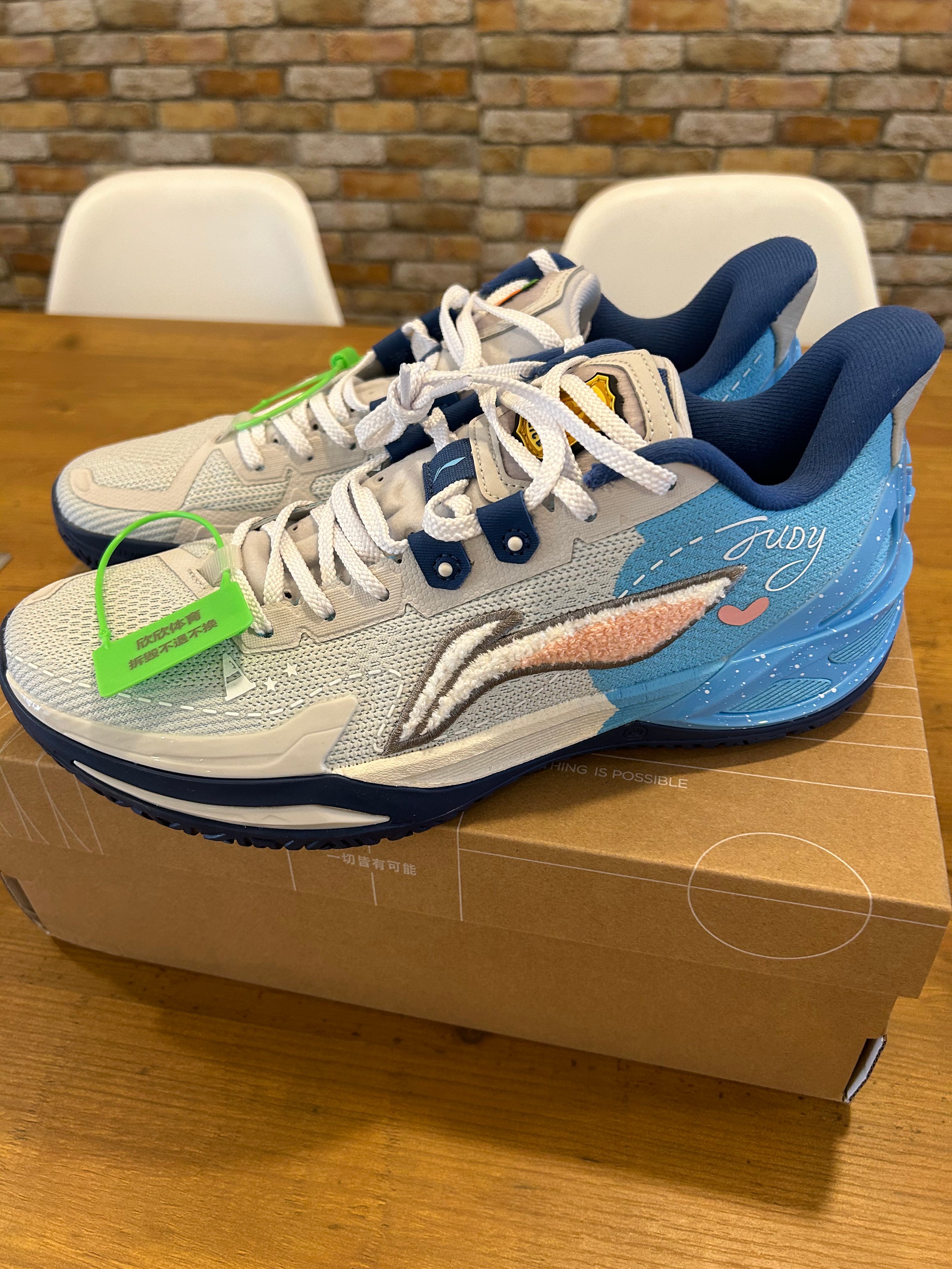 【即納品】Li-Ning liren6 V2 "Zootopia Judy" US9.5/27cm