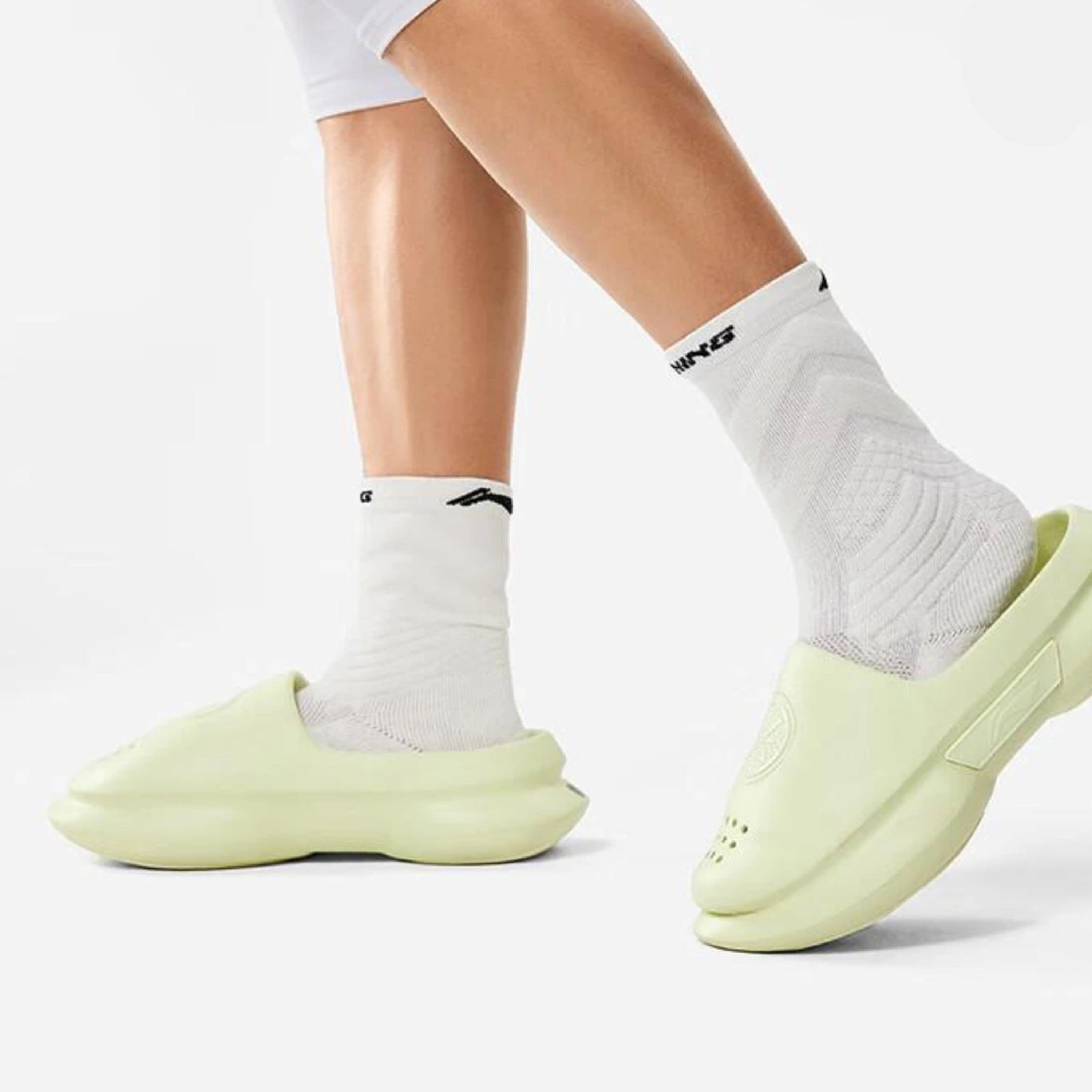 Li-Ning Wade Slipper "Avocado"